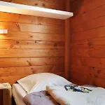 Κάμπινγκ Confort 18 *